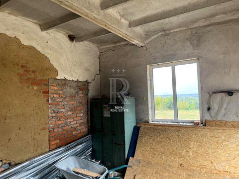 комерційна за адресою Підгірний, 20