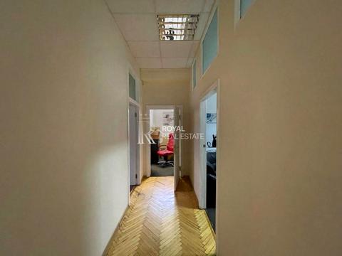 коммерческая по адресу Карела Чапека ул. (Юліуса Фучика), 3