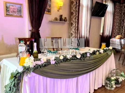 комерційна за адресою Берестейське шосе (Брест-Литовське), 8А