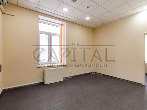 коммерческая по адресу Саксаганского ул., 3