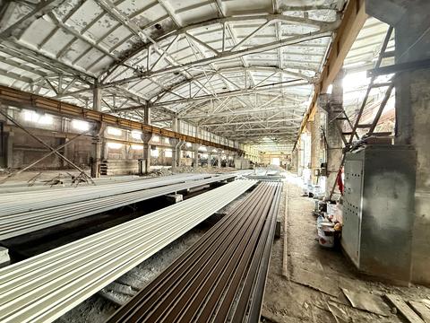 комерційна за адресою Лозовецька вул., 13