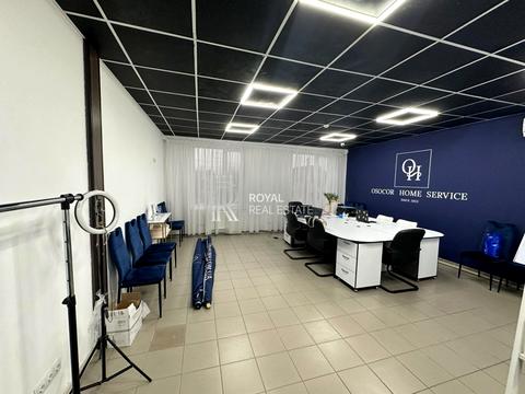 комерційна за адресою Садова вул., 53