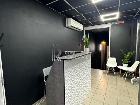 комерційна за адресою Садова вул., 53