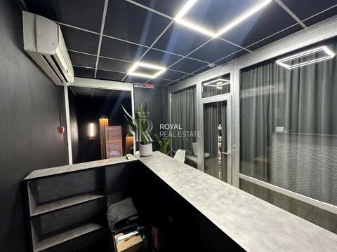 комерційна за адресою Садова вул., 53