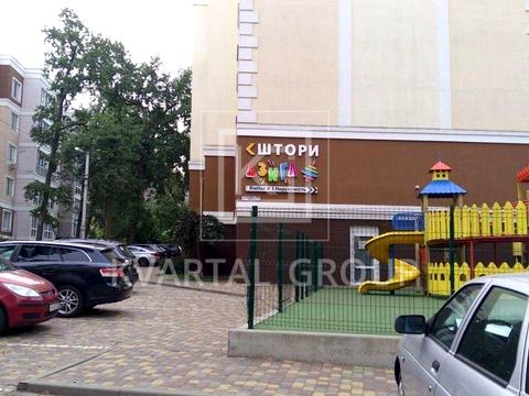 комерційна за адресою Мечникова вул., 9