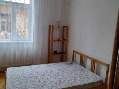 квартира по адресу Поповича ул., 10