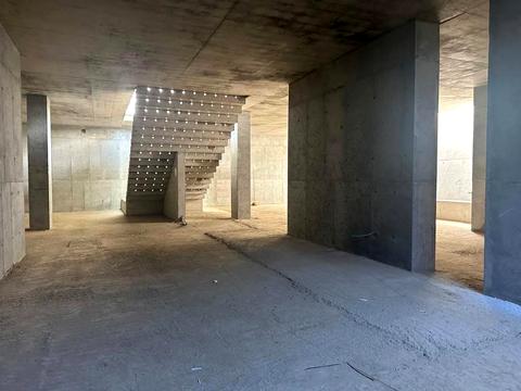 будинок за адресою Дмитра Яворницького вул. (), 11