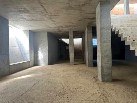 будинок за адресою Дмитра Яворницького вул. (), 11