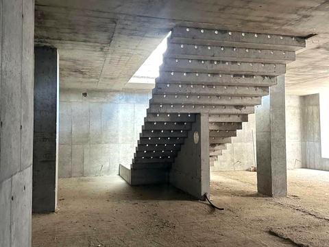 будинок за адресою Дмитра Яворницького вул. (), 11