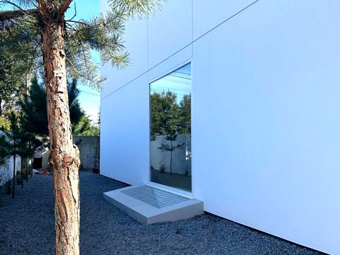 будинок за адресою Дмитра Яворницького вул. (), 11