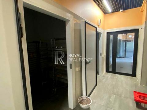 комерційна за адресою Европейська, 1