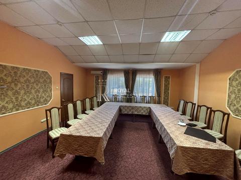 комерційна за адресою Стеценка вул., 21