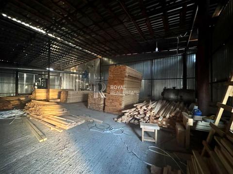 коммерческая по адресу Визволителів ул., 35