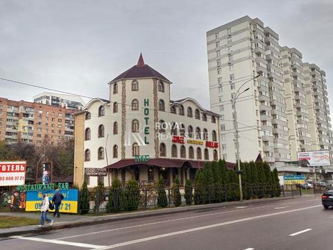 комерційна за адресою Шевченка вул., 1