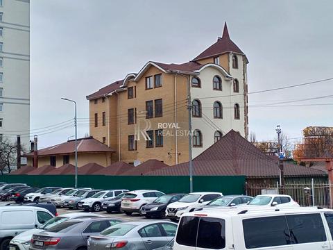 комерційна за адресою Шевченка вул., 1