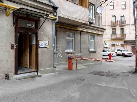 коммерческая по адресу Олеся Гончара ул., 1