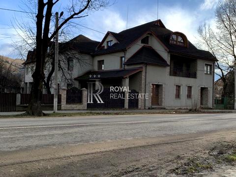 комерційна за адресою Миру, 1