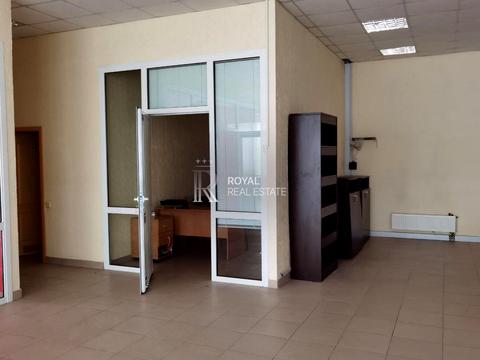 комерційна за адресою Межигірського Спаса вул., 17