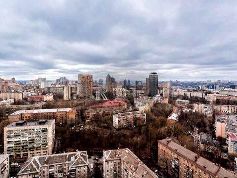 комерційна за адресою Мечникова вул. (Кловський), 7-А