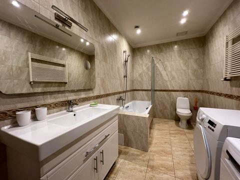 квартира за адресою Академіка Степана Рудницького вул., 23