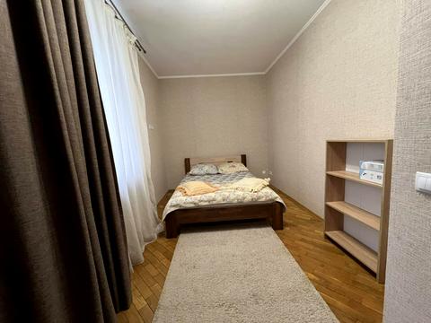 квартира за адресою Академіка Степана Рудницького вул., 23