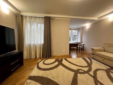 квартира за адресою Академіка Степана Рудницького вул., 23