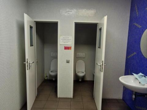 комерційна за адресою Євгена Сверстюка вул. (Марини Раскової), 1