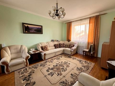 будинок за адресою Героїв України вул.