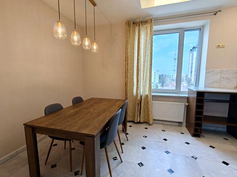 квартира за адресою Молдовська вул. (Молдавська), 2