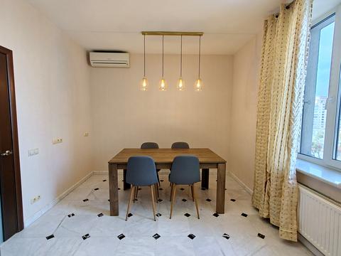 квартира за адресою Молдовська вул. (Молдавська), 2