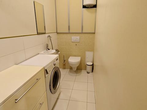 квартира за адресою Молдовська вул. (Молдавська), 2