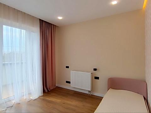 будинок за адресою Місячна вул., 5