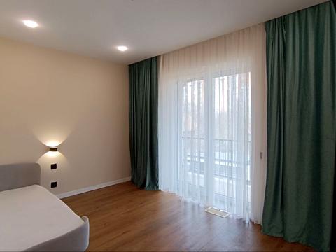 будинок за адресою Місячна вул., 5