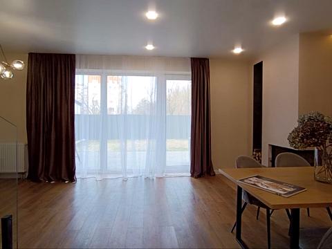 будинок за адресою Місячна вул., 5