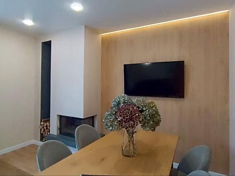 будинок за адресою Місячна вул., 5