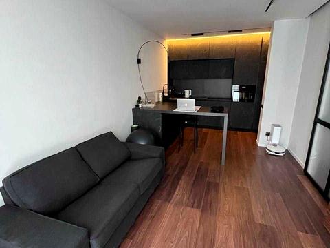 квартира за адресою Салютна вул., 2к20