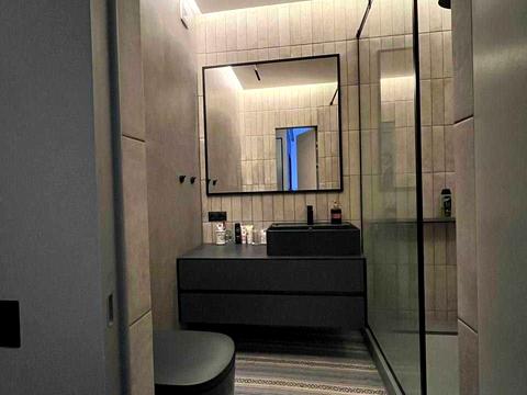 квартира за адресою Салютна вул., 2к20