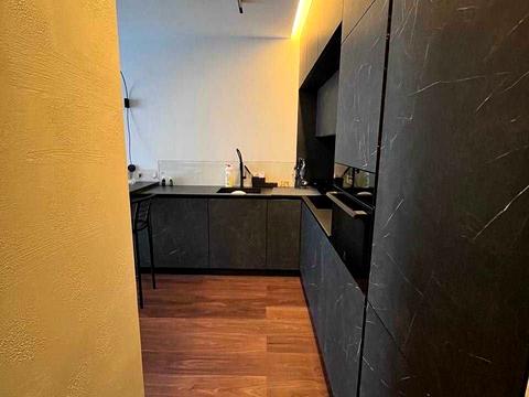 квартира за адресою Салютна вул., 2к20