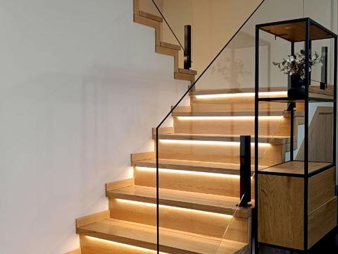 будинок за адресою Місячна вул., 5