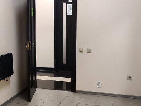 коммерческая по адресу Дмитрия Яворницкого просп. (Карла Маркса), 54