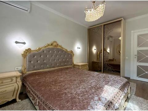 квартира за адресою Регенераторна вул., 4к2