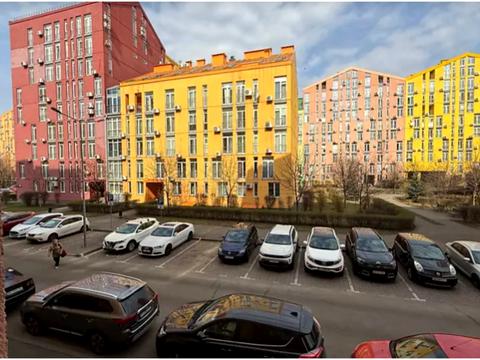 квартира за адресою Регенераторна вул., 4к2