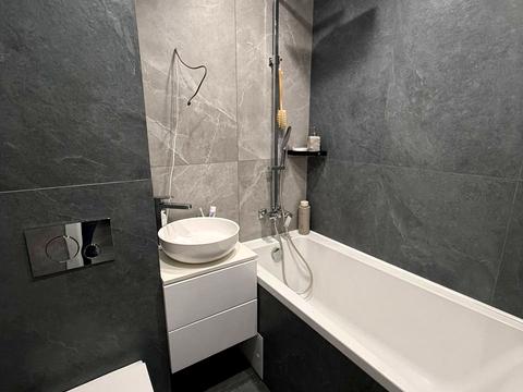 квартира за адресою Ніла Армстронга вул. (Казакова), 1