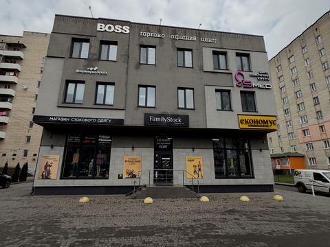 коммерческая по адресу Молодёжи просп., 8г