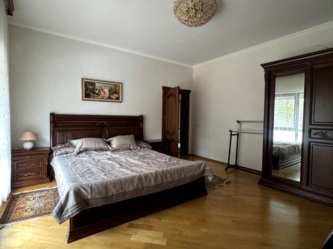 будинок за адресою Яблунева, 165/4