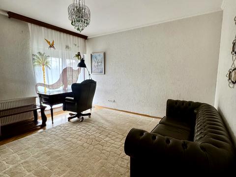 будинок за адресою Яблунева, 165/4