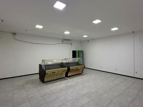 комерційна за адресою Надрічна вул., 221а