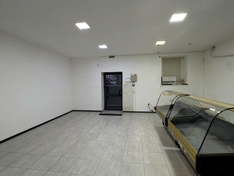 комерційна за адресою Надрічна вул., 221а