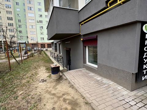 комерційна за адресою Надрічна вул., 221а