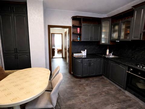 квартира за адресою Андрея Шептицького вул., 18